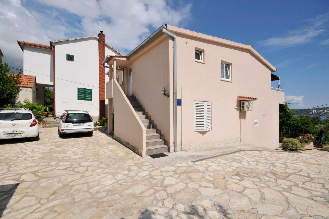 טרוגיר Apartment Sandra מראה חיצוני תמונה